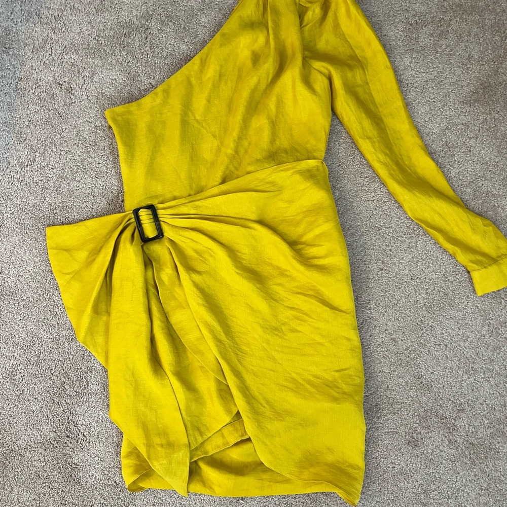 REVOLVE - Lovers & Friends Dress 

Elegant Yellow One-Shoulder Dress